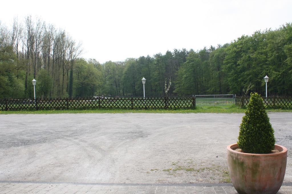 Hotel Am Siebenpfennigsknapp Luenen Exterior photo